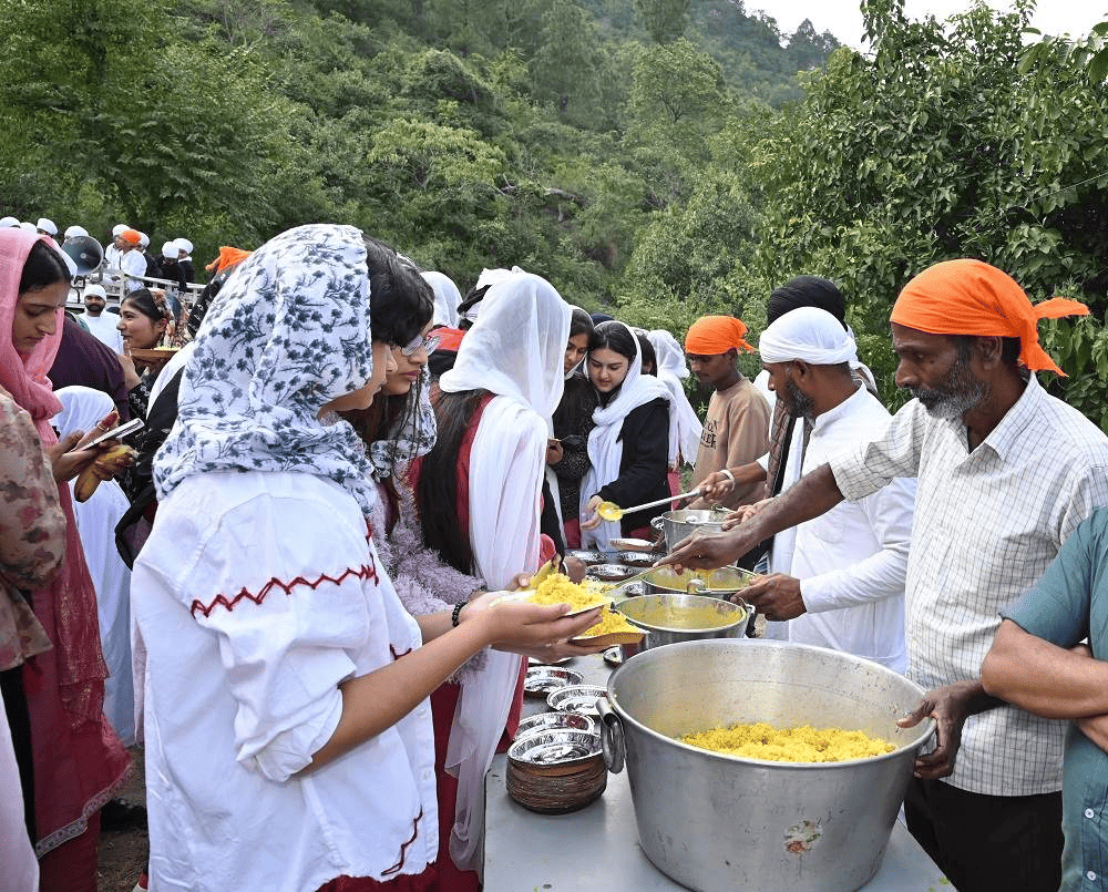 Nagar Kirtan 356th GuruPurab Shri Guru Nanak Dev Ji Gallery Image