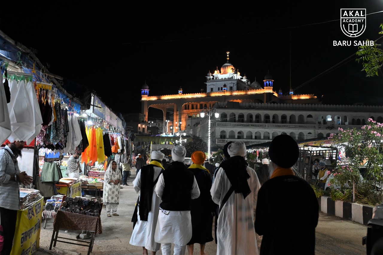 350th Shaheedi Shatabdi of Shri Guru Tegh Bahadur Sahib, Nagar Kirtan from Gurdwara Shri Baru Sahib to Gurdwara Shri Sis Ganj Sahib, Anand pur Sahib Gallery Image
