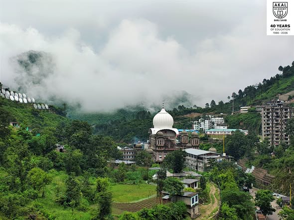 When Clouds are Our Neighbour! Gallery Image