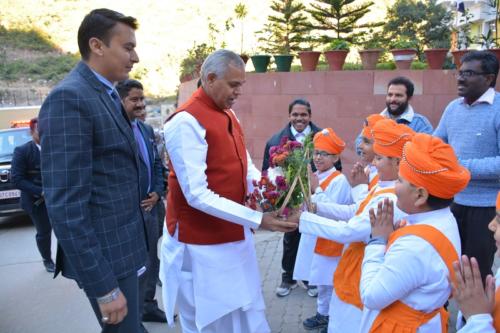 His Excellency, the  Governor of Himachal Pradesh, Acharya Dev Vrat  visited Baru Sahib (2)